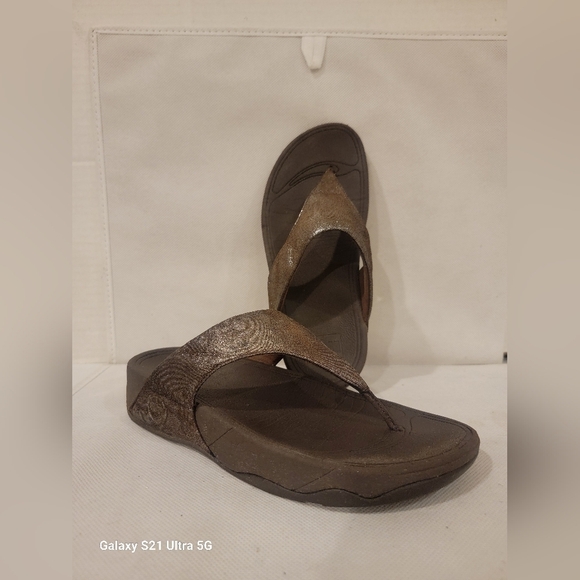 FITFLOP LULU BRONZE SHIMMER SANDALS (sz 7) - Picture 1 of 4